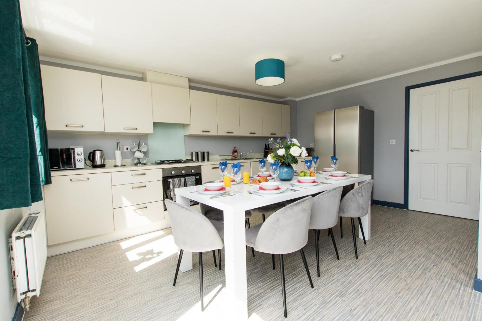 Free Parking 3 Bedroom House In 诺丁汉 外观 照片